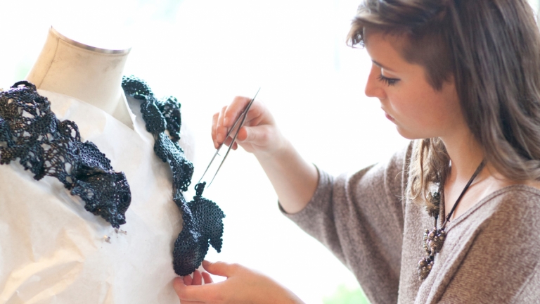 How To Accessorize Simple Outfits For More Impact