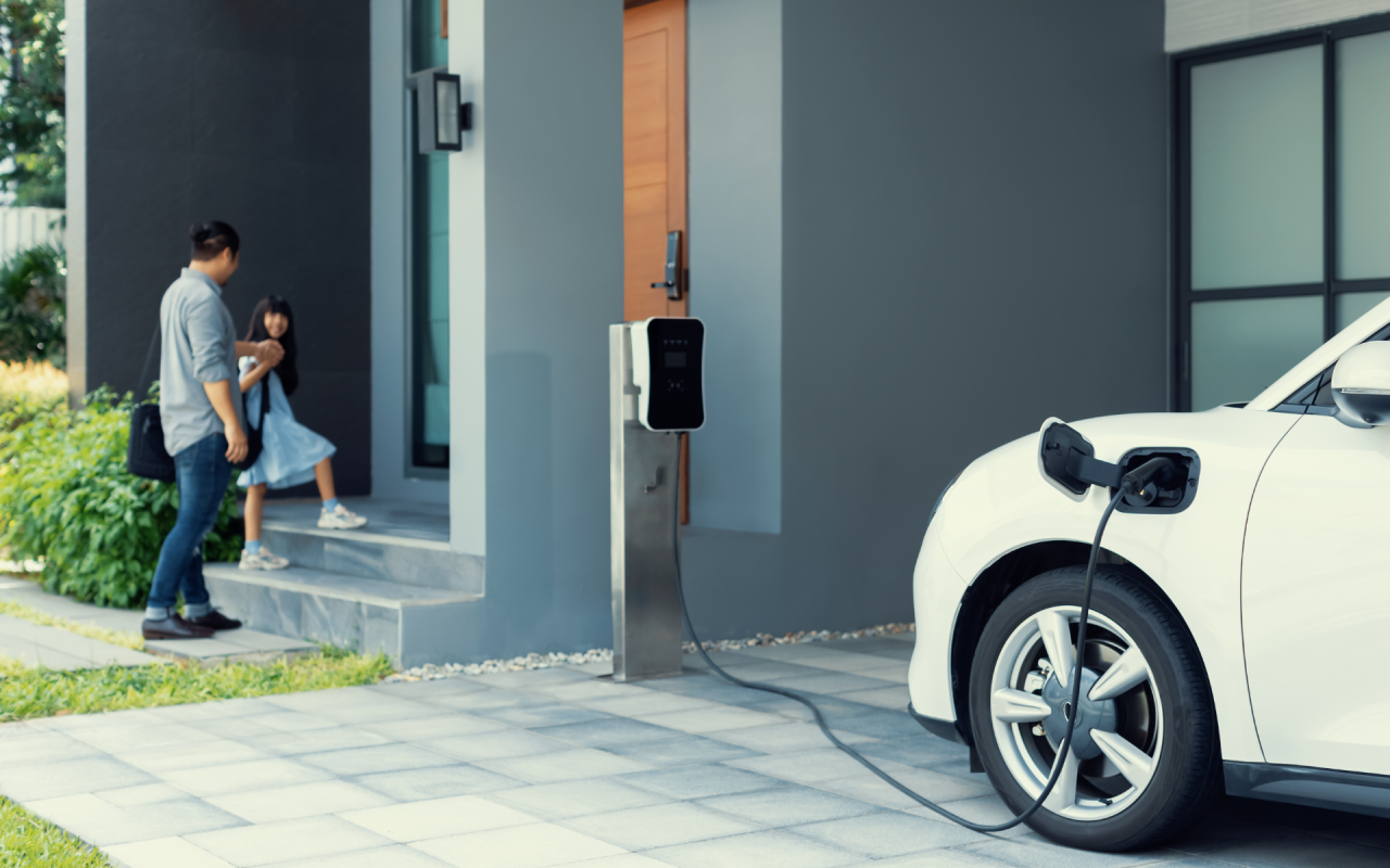 EV Battery Charging Best Practices | Qmerit Best Practices For Maintaining An Electric Vehicle